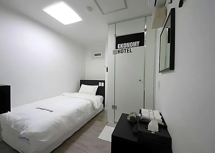 Hotel Ddk 2*