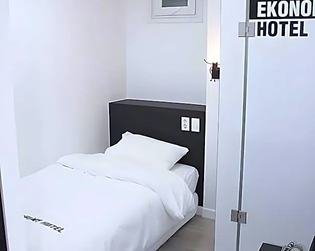 Ddk Hotel